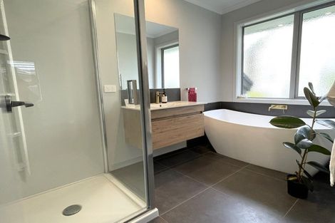 Photo of property in 72 Adler Drive, Ohauiti, Tauranga, 3112