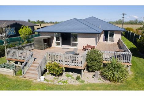 Photo of property in 437 Kainga Road, Brooklands, Christchurch, 8083