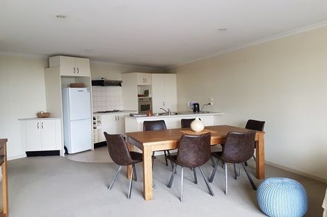 Photo of property in 26e Andrew Young Street, Palmerston North, 4410