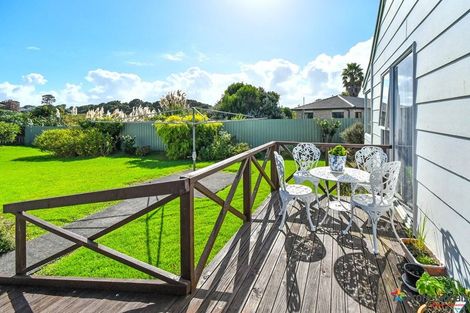 Photo of property in 7 Bluewater Place, Wattle Downs, Auckland, 2103