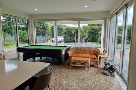 Photo of property in 2 Taumata Road, Omaha, Warkworth, 0986