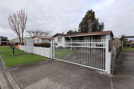 Photo of property in 4 Le Havre Place, Takanini, 2112