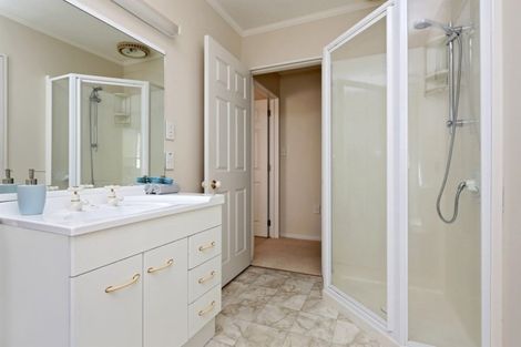 Photo of property in 34 Kensington Drive, Taradale, Napier, 4112