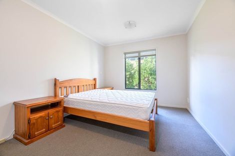 Photo of property in 12 Barnea Circle, Glen Eden, Auckland, 0602