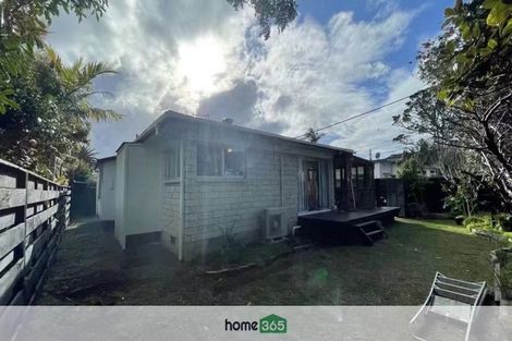 Photo of property in 1/37 Eversleigh Road, Belmont, Auckland, 0622