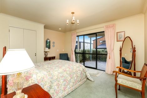 Photo of property in 4/30 Whiteley Street, Moturoa, New Plymouth, 4310