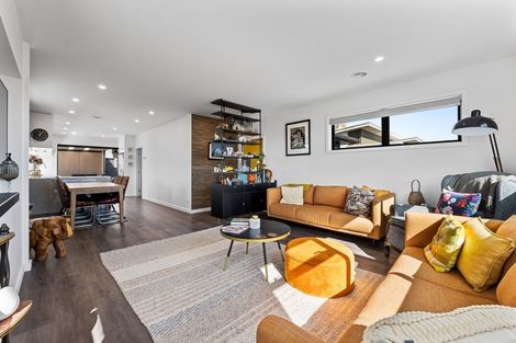 Photo of property in 482 Devon Street East, Strandon, New Plymouth, 4312