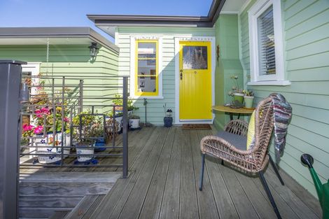 Photo of property in 69 Raeburne Street, Te Awamutu, 3800