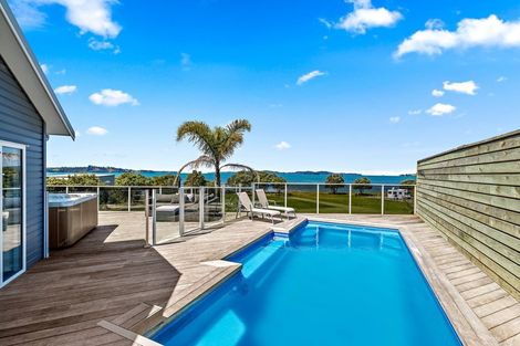 Photo of property in 20 Kahurangi Place, Snells Beach, 0920