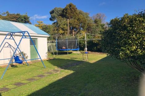 Photo of property in 61 Mako Mako Road, Levin, 5510