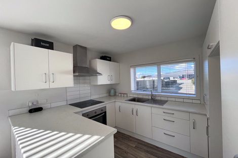 Photo of property in 74 Great North Road, Winton, 9720