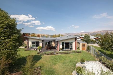 Photo of property in 26 Ash Avenue, Albert Town, Wanaka, 9305