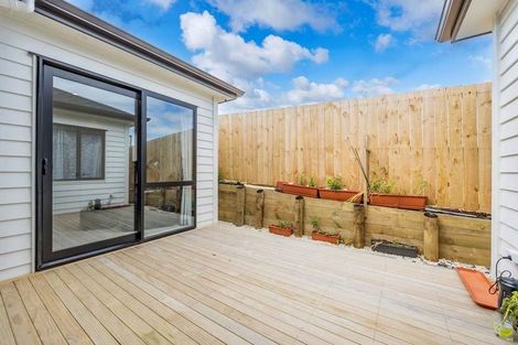 Photo of property in 26 Paihere Street, Huapai, Kumeu, 0810