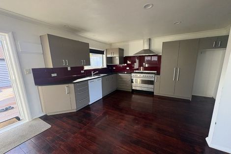Photo of property in 62 Grey Street, Cambridge, 3434