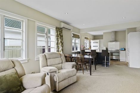 Photo of property in 198 Weston Road, St Albans, Christchurch, 8052