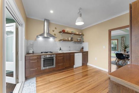 Photo of property in 27 Manuka Street, Otaki Beach, Otaki, 5512