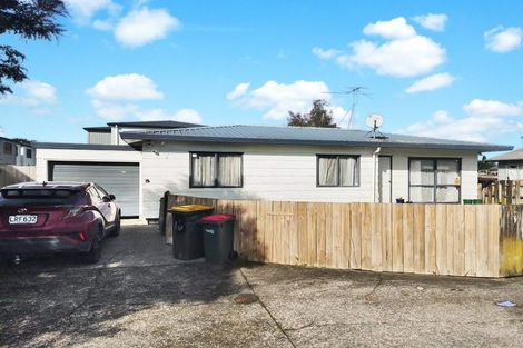 Photo of property in 2/7 Cambridge Road, Manurewa, Auckland, 2102