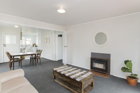 Photo of property in 15 Glasgow Crescent, Kaiti, Gisborne, 4010