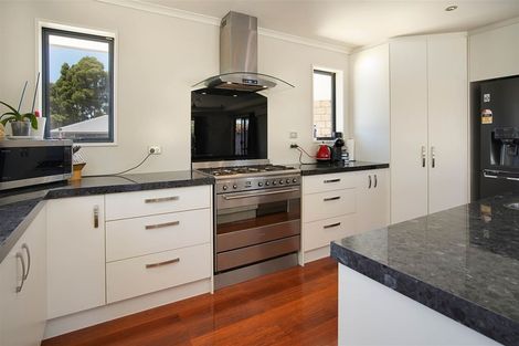 Photo of property in 6 Willowside Place, Amberley, 7410