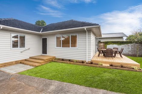 Photo of property in 2/55 Aramoana Avenue, Devonport, Auckland, 0624