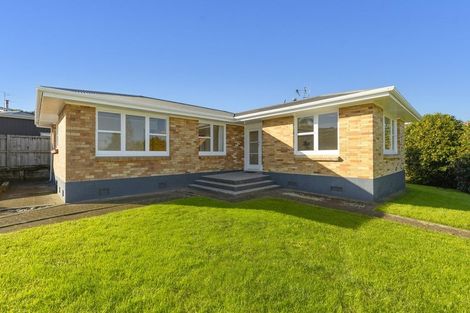 Photo of property in 1 The Drive, Brookfield, Tauranga, 3110