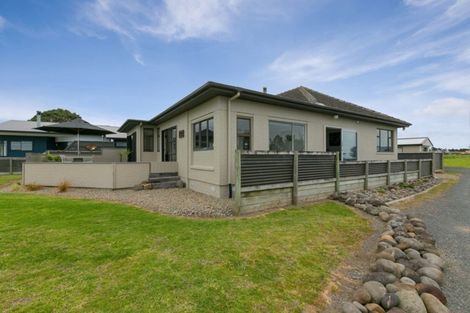 Photo of property in 133 Turangi Road, Motunui, Waitara, 4383