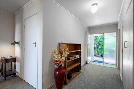 Photo of property in 453 Scenic Drive, Waiatarua, Auckland, 0612