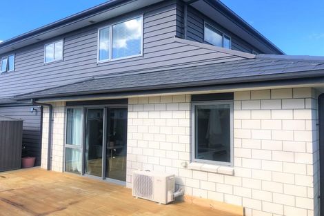 Photo of property in 1/56 Sandwich Road, Saint Andrews, Hamilton, 3200