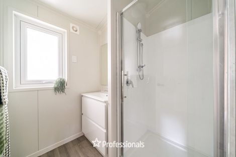 Photo of property in 18f Norana Road, Maoribank, Upper Hutt, 5018