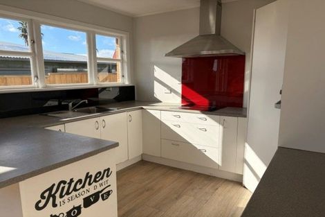 Photo of property in 44 Michael Road, Paraparaumu Beach, Paraparaumu, 5032