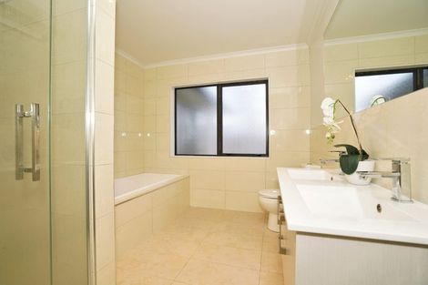 Photo of property in 8 Berkley Avenue, Hillcrest, Hamilton, 3216