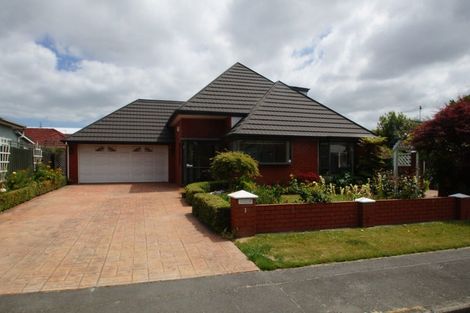 Photo of property in 1 Bowman Place, Sockburn, Christchurch, 8042