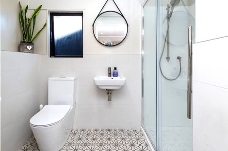 Photo of property in 4 Sarah Place, Farm Cove, Auckland, 2012