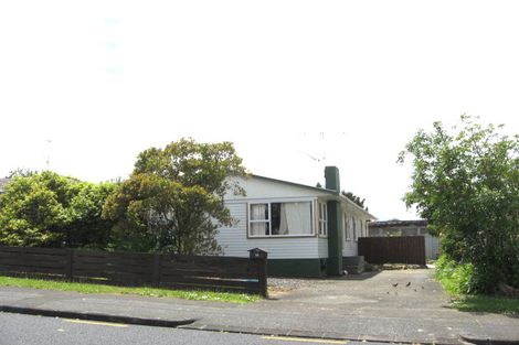 Photo of property in 1/12 Edinburgh Avenue, Rosehill, Papakura, 2113