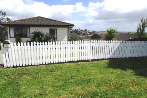Photo of property in 7 Adam Sunde Place, Glen Eden, Auckland, 0602