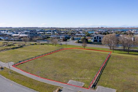 Photo of property in 6 Village Green Drive, Huntingdon, 7774