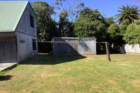 Photo of property in 2 Moss Lane, Raumati Beach, Paraparaumu, 5032