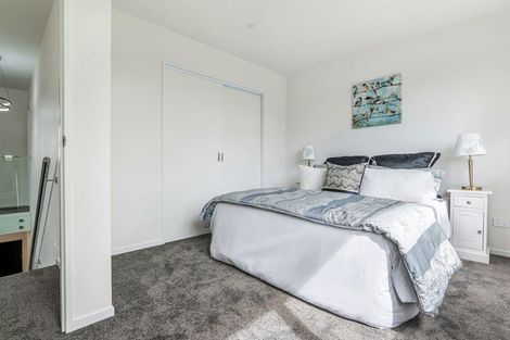 Photo of property in 49b Vera Road, Te Atatu South, Auckland, 0610