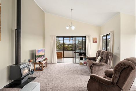 Photo of property in 46 Te Moana Road, Waikanae Beach, Waikanae, 5036