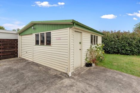 Photo of property in 5 Page Place, Hamilton East, Hamilton, 3216