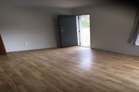 Photo of property in 1/44 Megan Avenue, Pakuranga Heights, Auckland, 2010