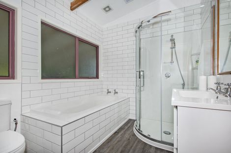 Photo of property in 179 Campbell Road, Parua Bay, Onerahi, 0192