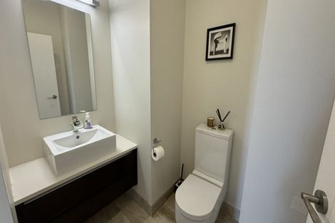 Photo of property in 12 Mural Place, Greenhithe, Auckland, 0632