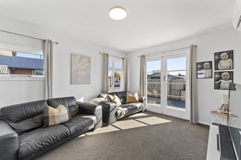 Photo of property in 69 Johns Road, Rangiora, 7400