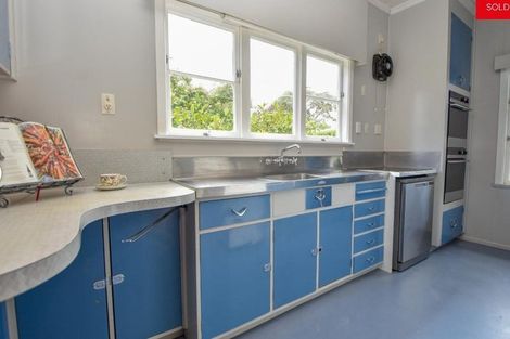 Photo of property in 50 Kent Street, Carterton, 5713