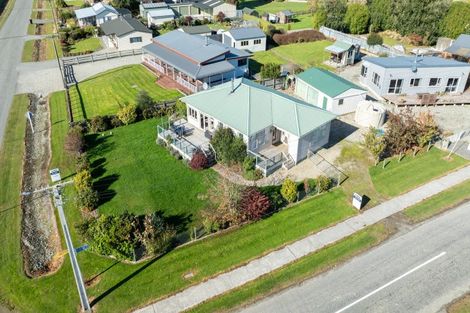 Photo of property in 56 Blaydon Street, Waikaia, 9778
