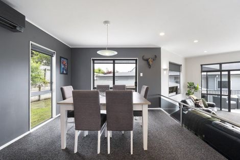 Photo of property in 5 Cobbe Crescent, Feilding, 4702