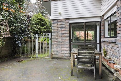Photo of property in 13 Pentland Place, Highlands Park, New Plymouth, 4312