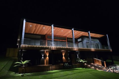 Photo of property in 8 Whio Place, Waikanae, 5036