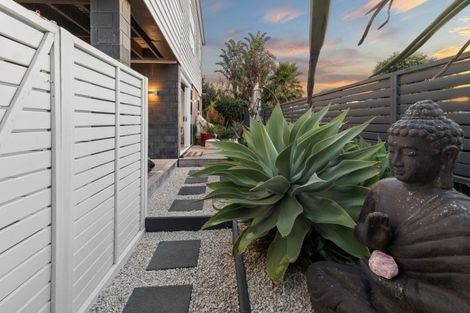 Photo of property in 22a Karewa Parade, Papamoa Beach, Papamoa, 3118